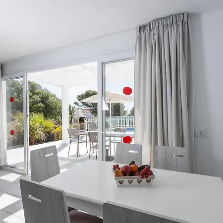 Villas Calan Bosch Tomi